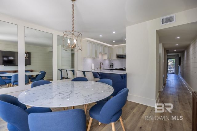 710 S Mobile Street 16, Fairhope, AL 36532