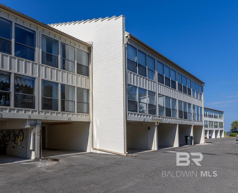 710 S Mobile Street 16, Fairhope, AL 36532