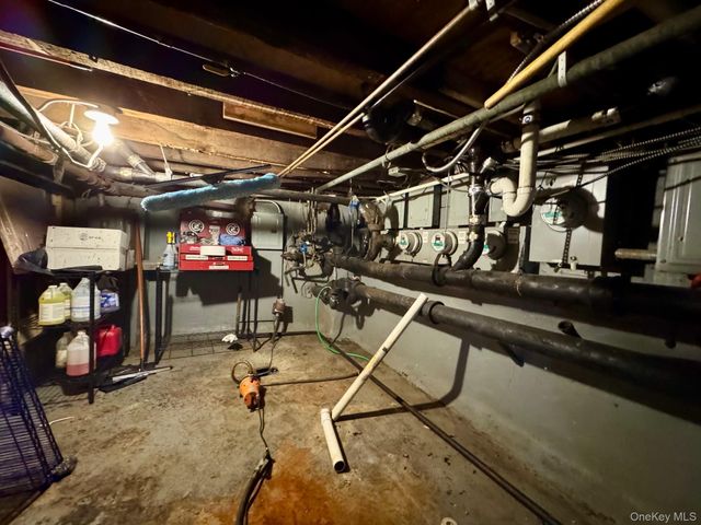 172-02 Linden Boulevard, Jamaica, NY 11434