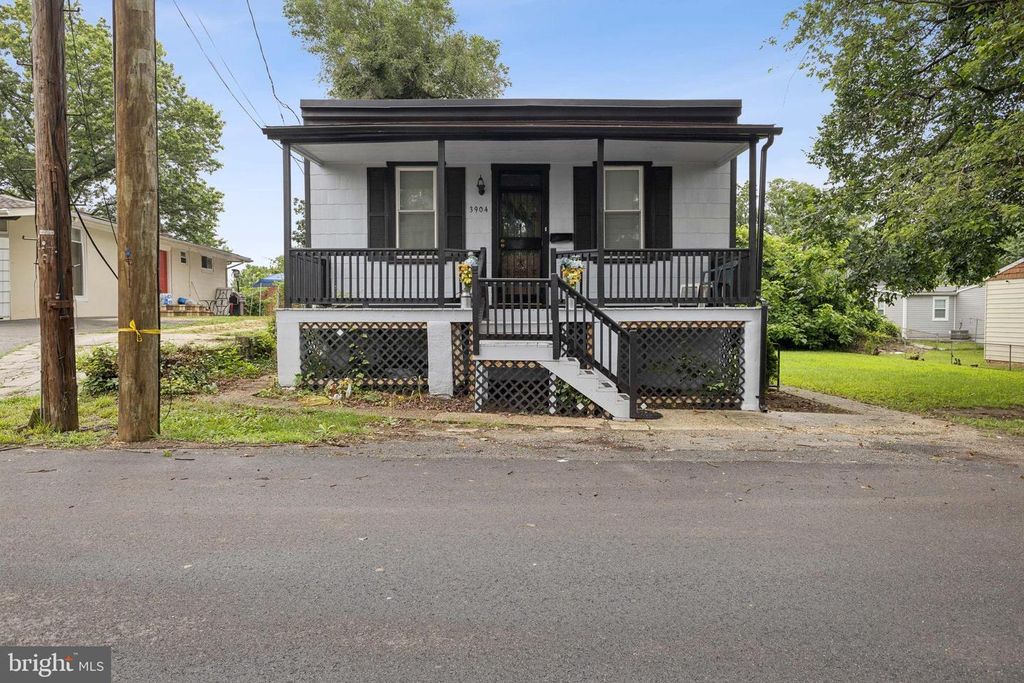 3904 CLARK ST, Capitol Heights, MD 20743