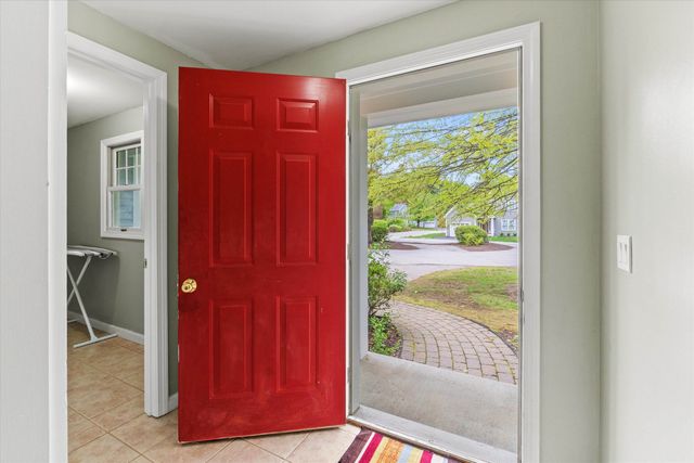 25 Sweetbrier Way, Laconia, NH 03246