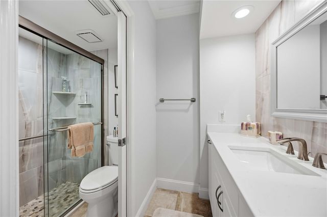 5726 ASHTON LAKE DRIVE 11, Sarasota, FL 34231