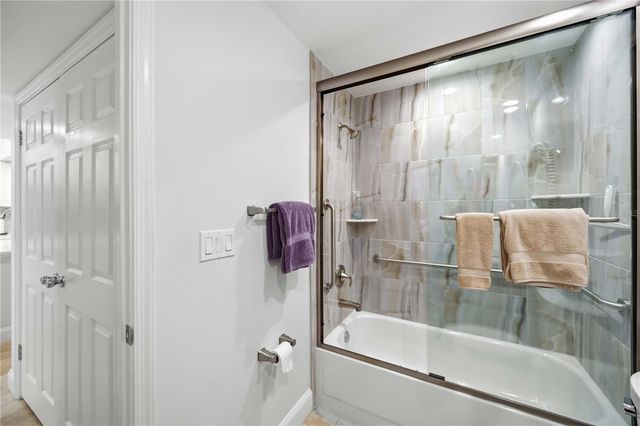 5726 ASHTON LAKE DRIVE 11, Sarasota, FL 34231