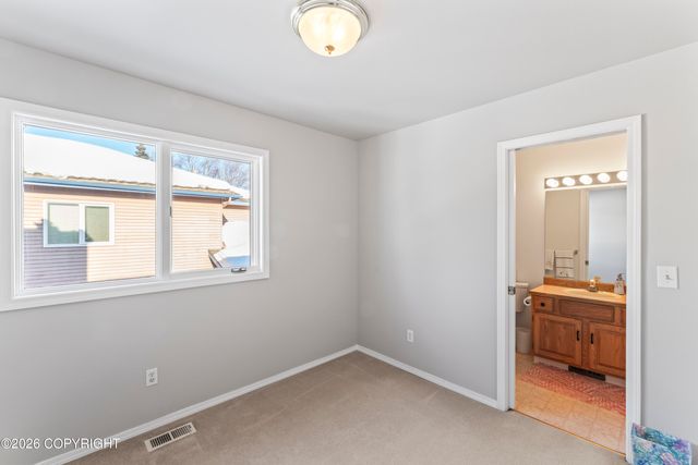 3000 Admiralty Bay Drive, Anchorage, AK 99515