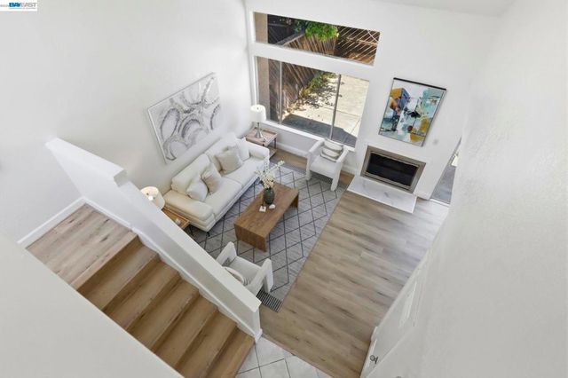 27720 Persimmon Drive, Hayward, CA 94544