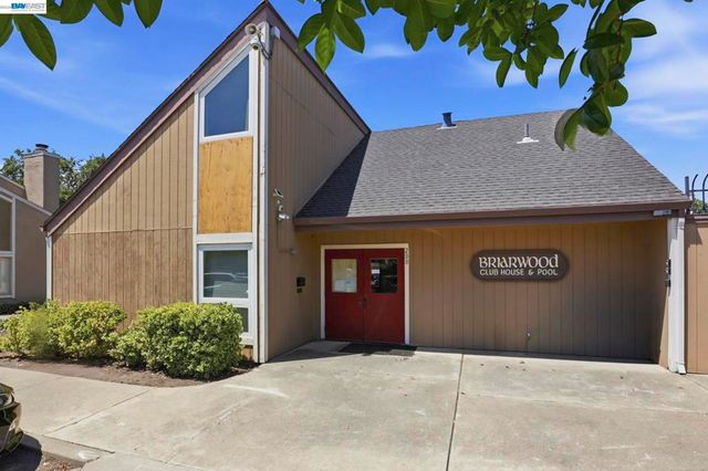 27720 Persimmon Drive, Hayward, CA 94544