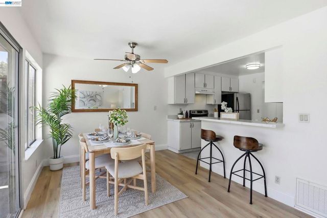 27720 Persimmon Drive, Hayward, CA 94544