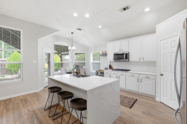 5816 Bentley Lane, The Colony, TX 75056