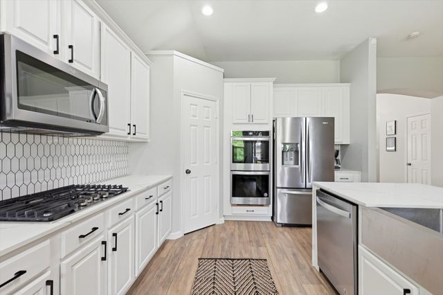 5816 Bentley Lane, The Colony, TX 75056