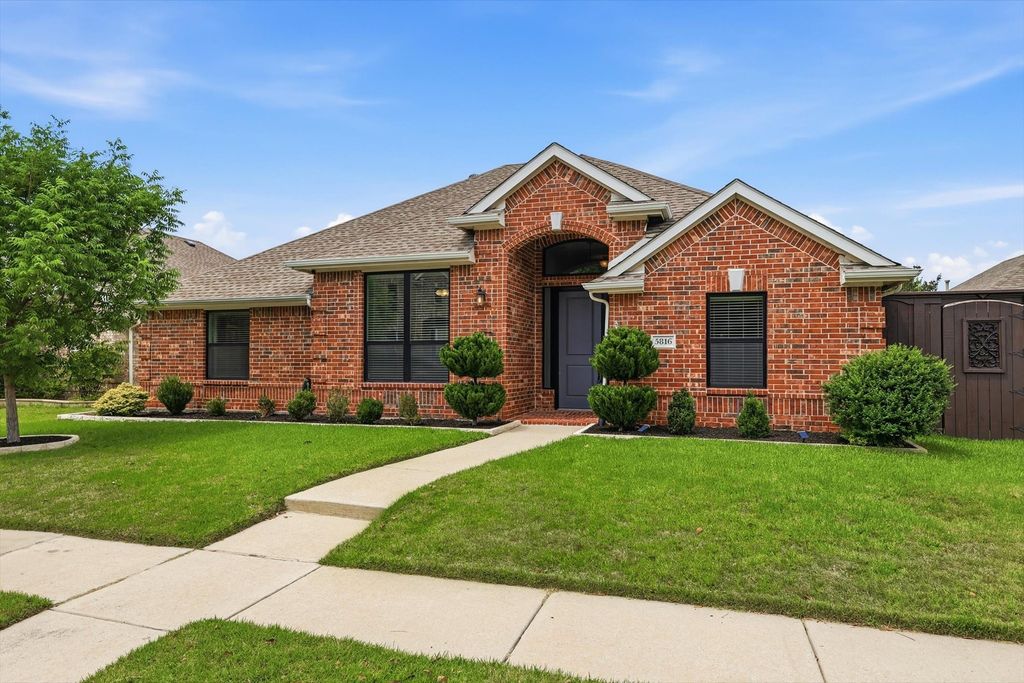 5816 Bentley Lane, The Colony, TX 75056