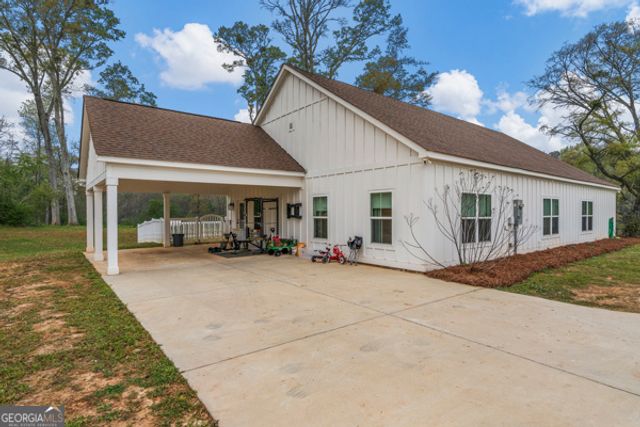 314 Davis Lake Road, Pine Mountain, GA 31822