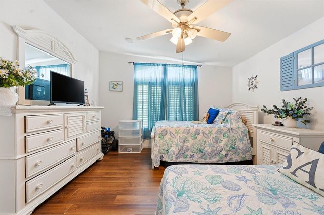 8355 SE Wren Avenue, Hobe Sound, FL 33455