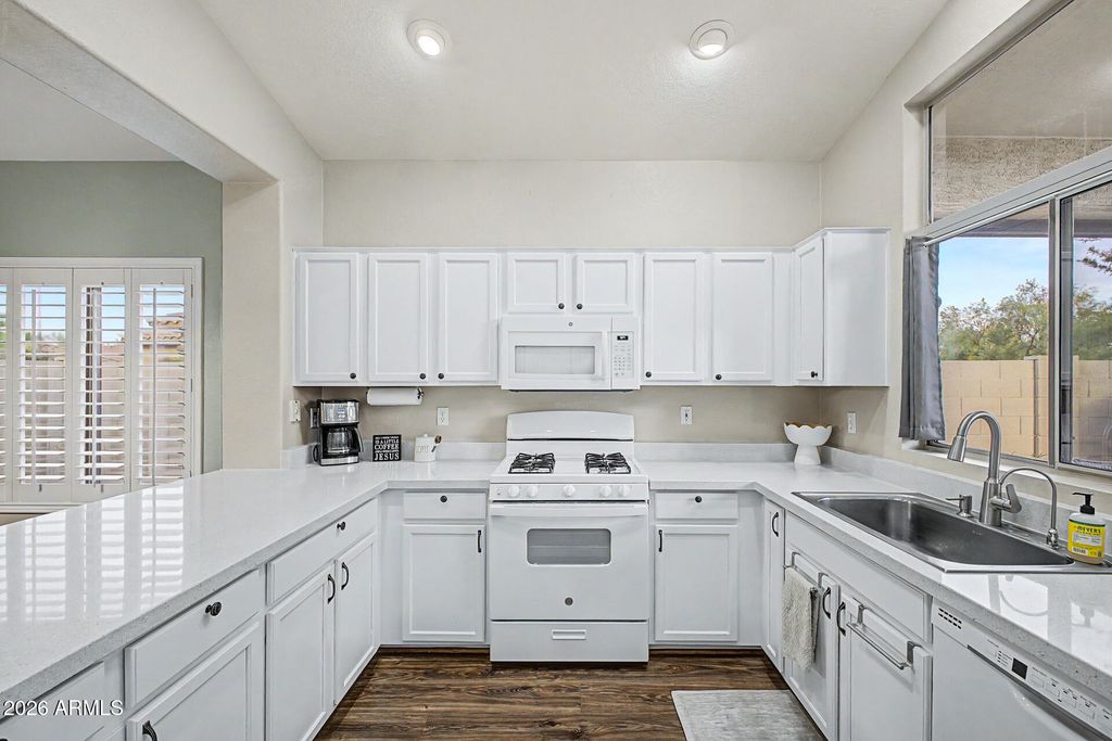 Image 11 of property listing at 40725 N TERRITORY Trail, Anthem, AZ 85086