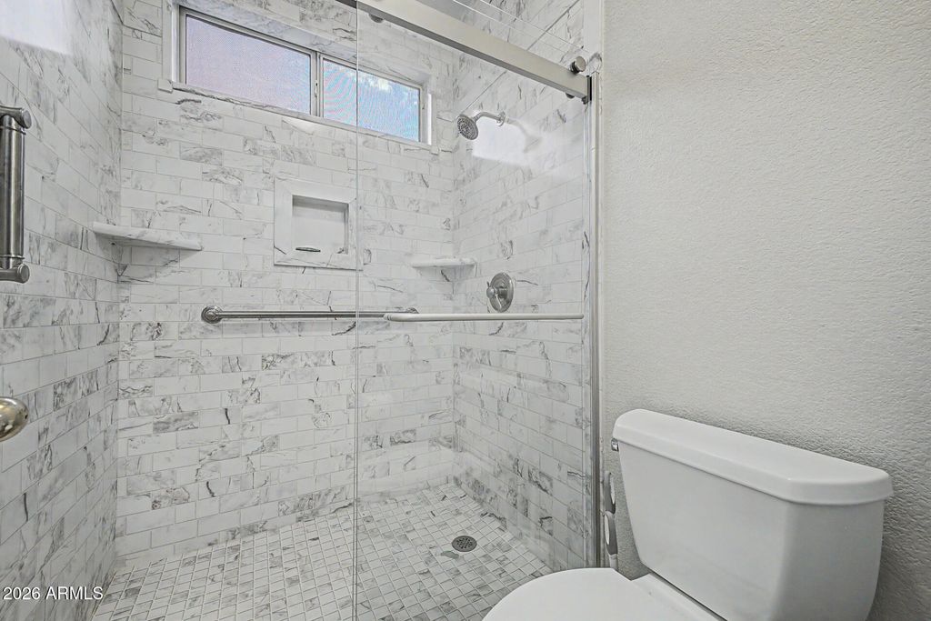 Image 17 of property listing at 40725 N TERRITORY Trail, Anthem, AZ 85086