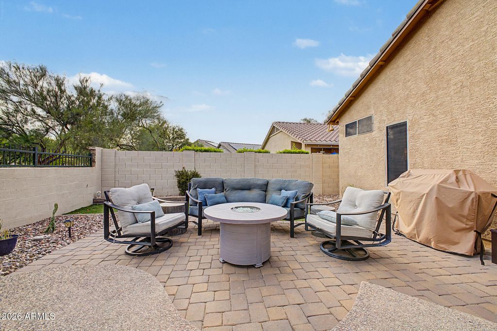 Image 39 of property listing at 40725 N TERRITORY Trail, Anthem, AZ 85086