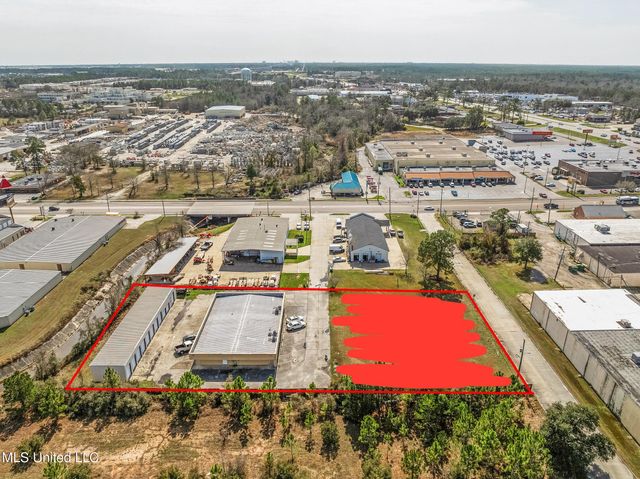 15312 Dedeaux Road, Gulfport, MS 39503