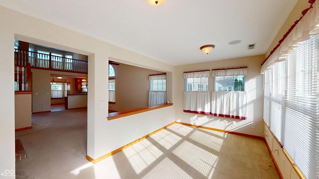 7427 Oak Knoll Drive, Indianapolis, IN 46217