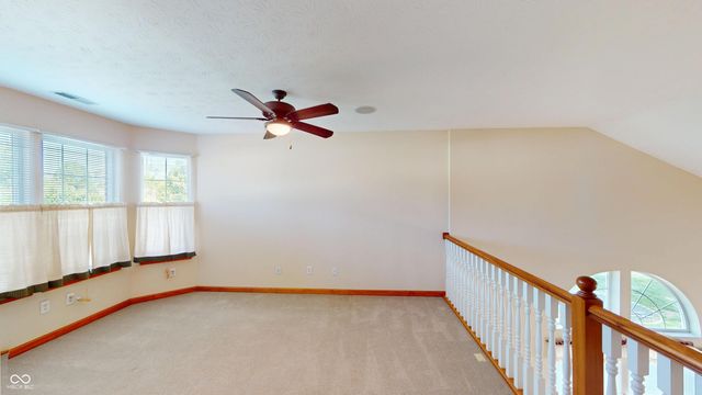 7427 Oak Knoll Drive, Indianapolis, IN 46217