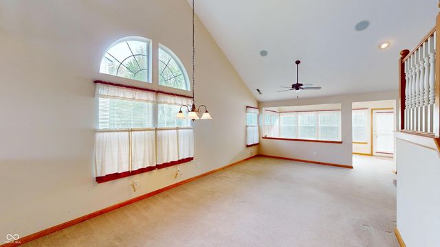 7427 Oak Knoll Drive, Indianapolis, IN 46217