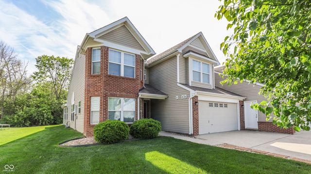 7427 Oak Knoll Drive, Indianapolis, IN 46217