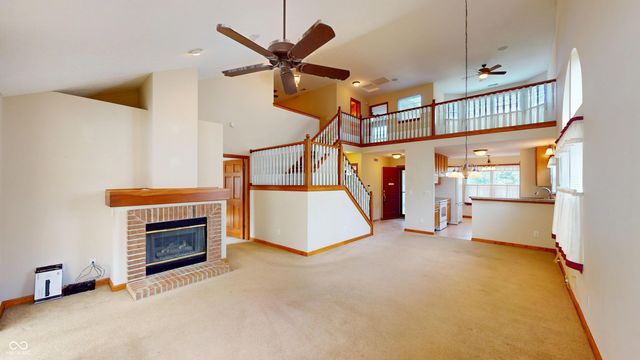 7427 Oak Knoll Drive, Indianapolis, IN 46217