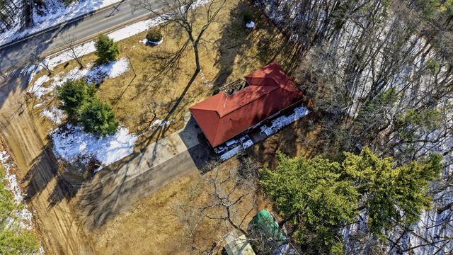 5020 W River Road, Fruitland Twp, MI 49445