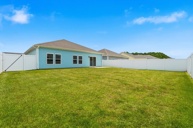 210 Autumn Olive Place, Longs, SC 29568