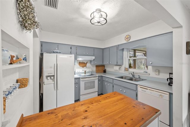 2141 CORDES STREET, Osprey, FL 34229