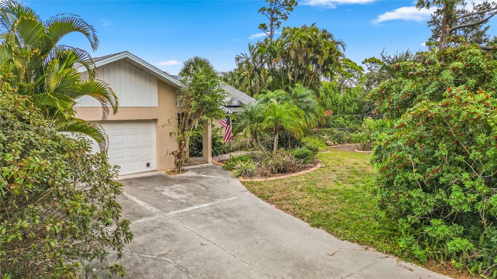 2141 CORDES STREET, Osprey, FL 34229