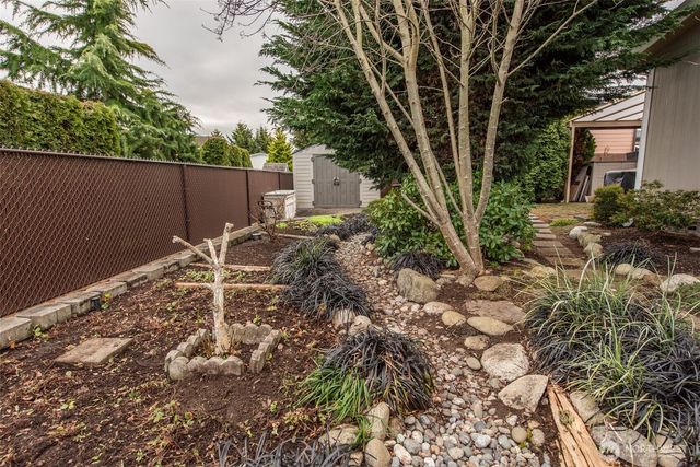 770 Heritage Loop, Sequim, WA 98382