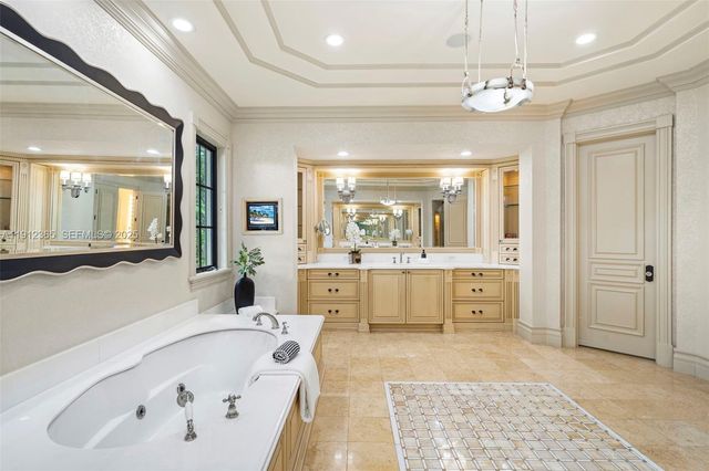 4845 SW 78th St, Miami, FL 33143