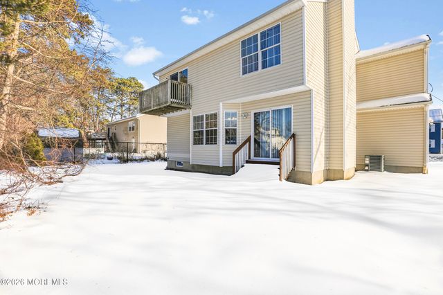 1609 8th Avenue, Toms River, NJ 08757