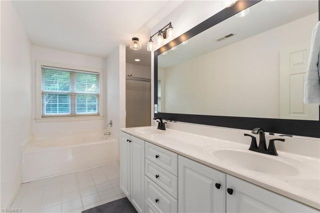 6997 Saratoga Court, Summerfield, NC 27358