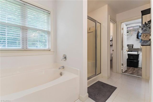 6997 Saratoga Court, Summerfield, NC 27358