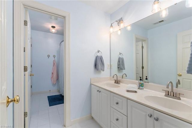 6997 Saratoga Court, Summerfield, NC 27358