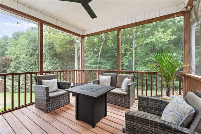 6997 Saratoga Court, Summerfield, NC 27358