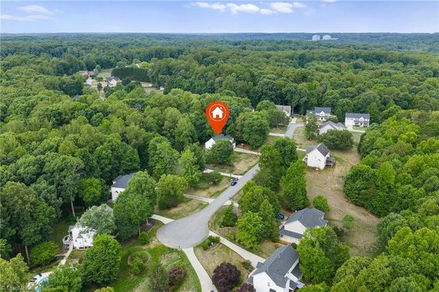6997 Saratoga Court, Summerfield, NC 27358