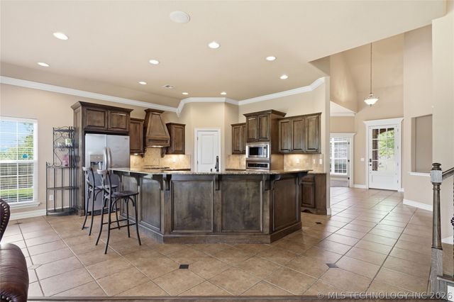 13430 S 19th Street, Bixby, OK 74008