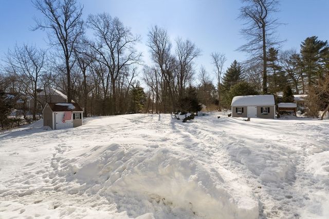 20 Lawson Rd, Scituate, MA 02066