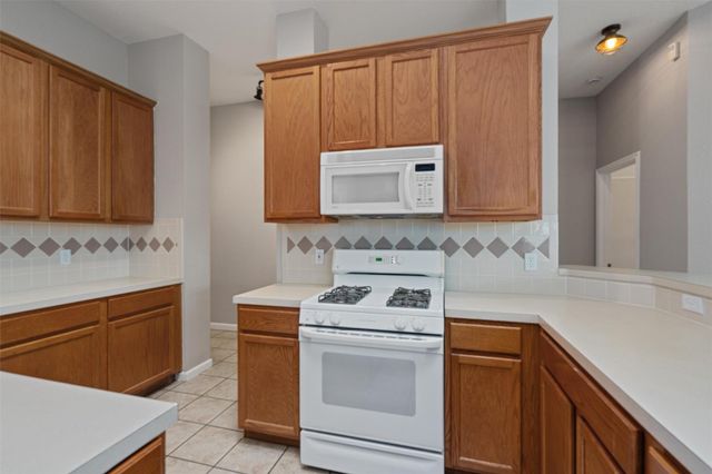 901 Cashew LN, Cedar Park, TX 78613