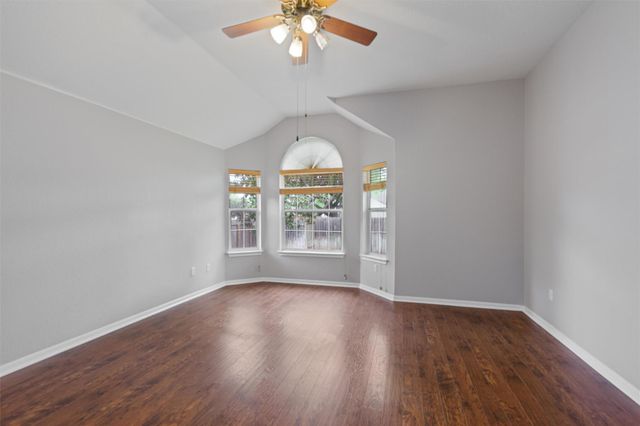 901 Cashew LN, Cedar Park, TX 78613