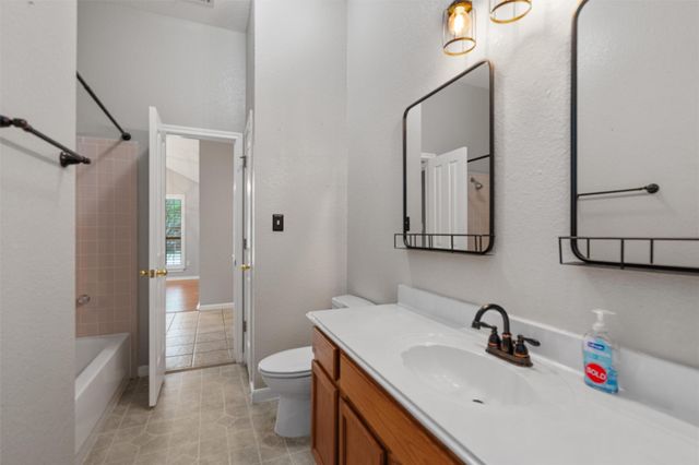 901 Cashew LN, Cedar Park, TX 78613