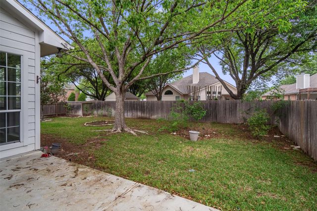 901 Cashew LN, Cedar Park, TX 78613