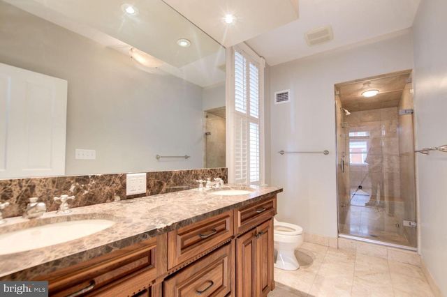 3252 N ST NW, Washington, DC 20007