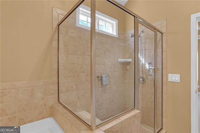 137 Glens Drive, Woodstock, GA 30188