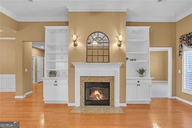 137 Glens Drive, Woodstock, GA 30188