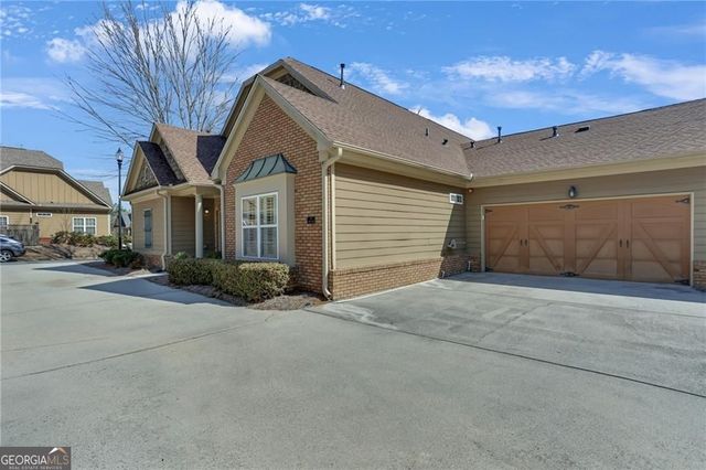 137 Glens Drive, Woodstock, GA 30188