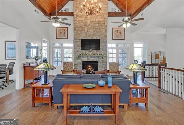 137 Glens Drive, Woodstock, GA 30188