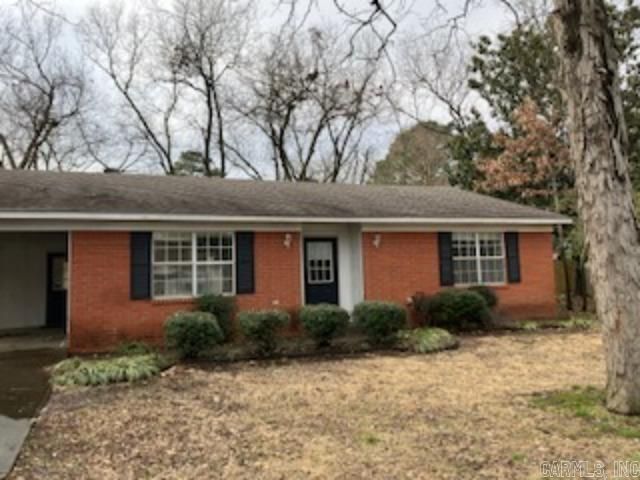 211 N Hickory, Beebe, AR 72012