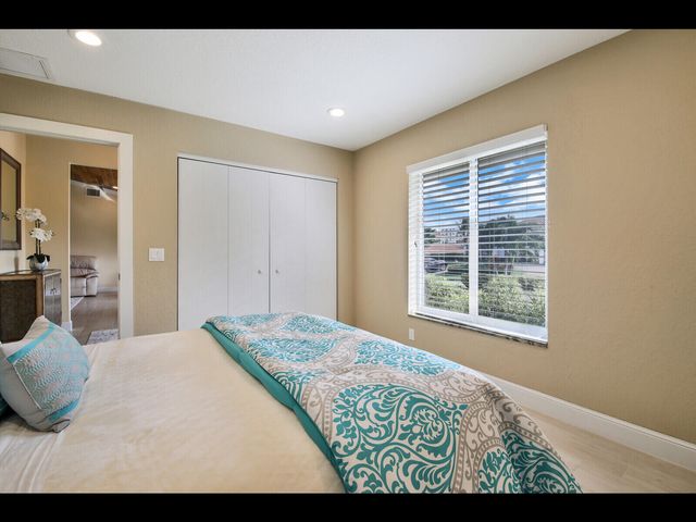 451 N LYRA Circle, Juno Beach, FL 33408